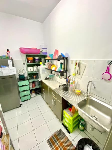 Service Residence for Sale at RESIDENSI PR1MA@KAJANG - Azli Ibrahim - Kitchen - PropertyGuru.com.my