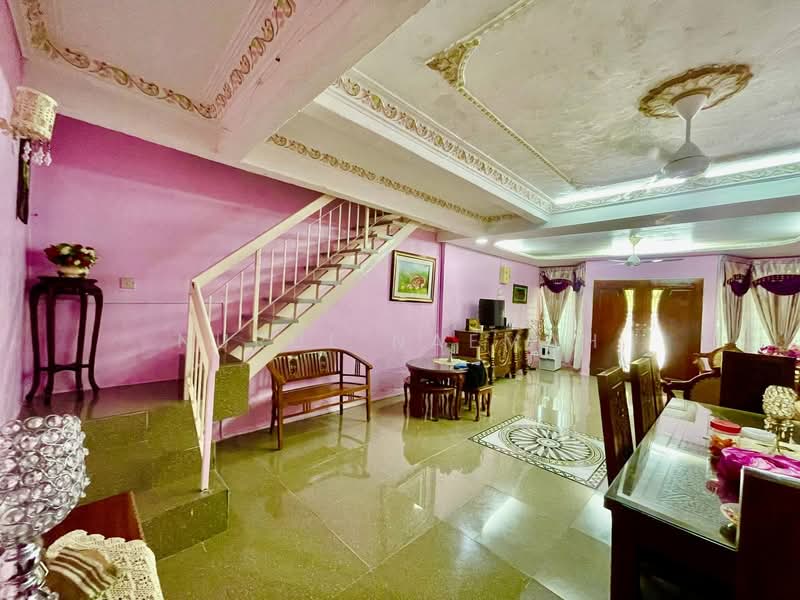 Rumah Teres untuk Dijual di Batu 9 (Cheras) - Nurul Naemah - PropertyGuru.com.my