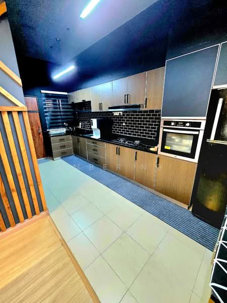 Rumah Teres 3 Tingkat untuk Dijual di Taman Ayer Panas (Setapak) - Amber Ng - Kitchen - PropertyGuru.com.my