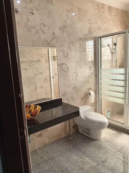 Rumah Banglo untuk Dijual di Petaling Jaya (Selangor) - Melvyn Pinto - Bathroom - PropertyGuru.com.my