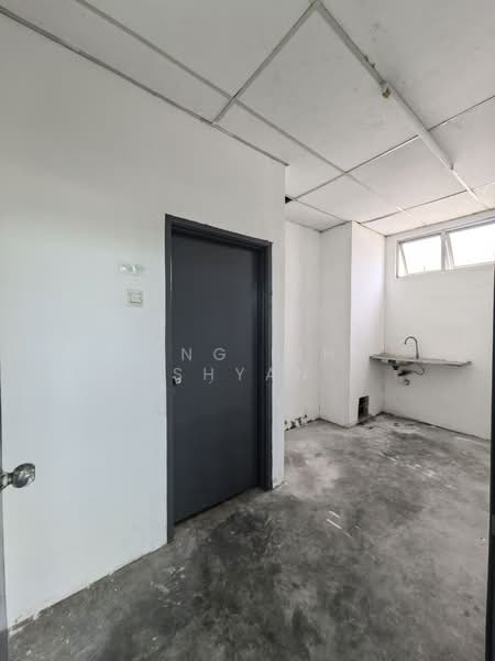 Factory for Rent in Johor Bahru (Johor) - Ong Lih Shyan - Interior - PropertyGuru.com.my