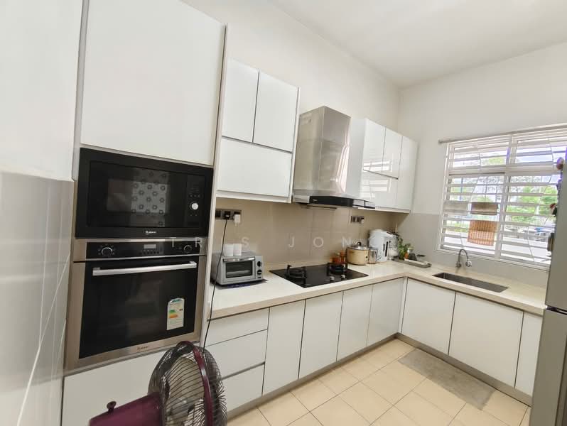 2-storey Terraced House for Sale in Kota Emerald (Rawang) - Tris Jong - Kitchen - PropertyGuru.com.my