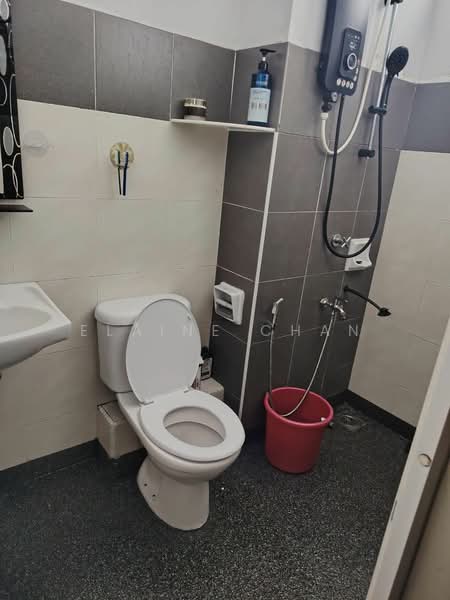 2-storey Terraced House for Rent in Taman Setia Indah (Tebrau) - Elaine Chan - Bathroom - PropertyGuru.com.my