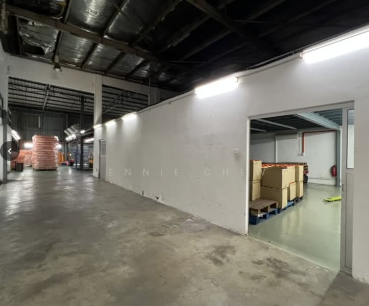 Semi-D Factory for Sale in Taman Tan Sri Yaacob (Johor Bahru) - Jennie Chew - Interior - PropertyGuru.com.my