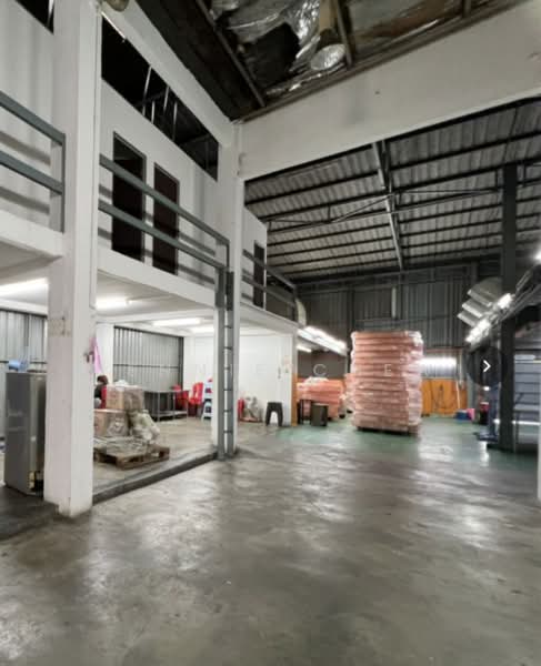 Semi-D Factory for Sale in Taman Tan Sri Yaacob (Johor Bahru) - Jennie Chew - Interior - PropertyGuru.com.my