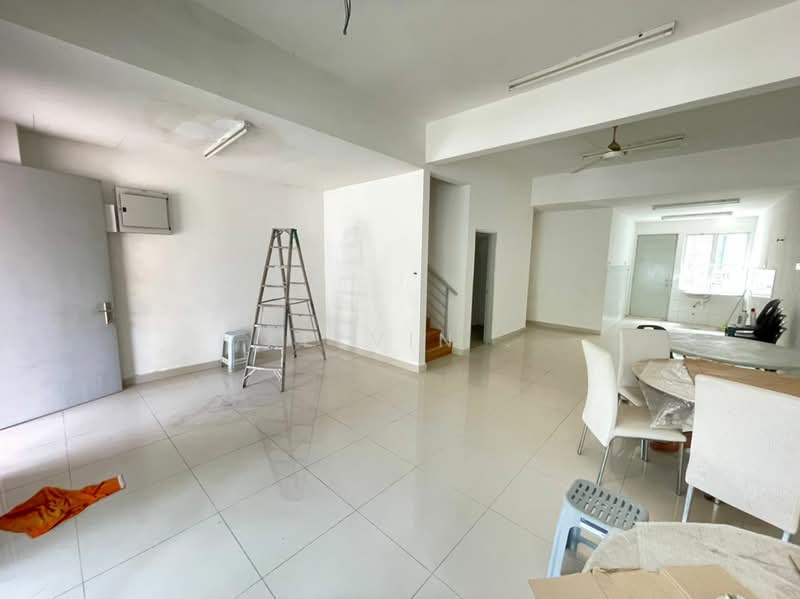 Rumah Teres 2.5 Tingkat untuk Dijual di Taman Bayu Lagenda (Rawang) - Kelvin . - Interior - PropertyGuru.com.my