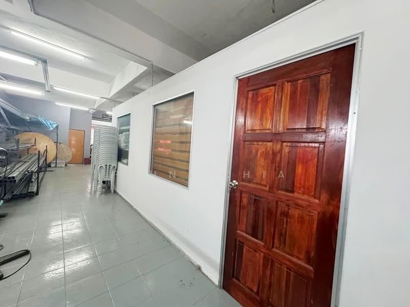 Shop for Rent in Port Klang (Pelabuhan Klang) (Selangor) - Penny Chia - Interior - PropertyGuru.com.my