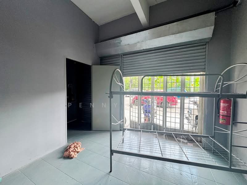 Shop for Rent in Port Klang (Pelabuhan Klang) (Selangor) - Penny Chia - Interior - PropertyGuru.com.my