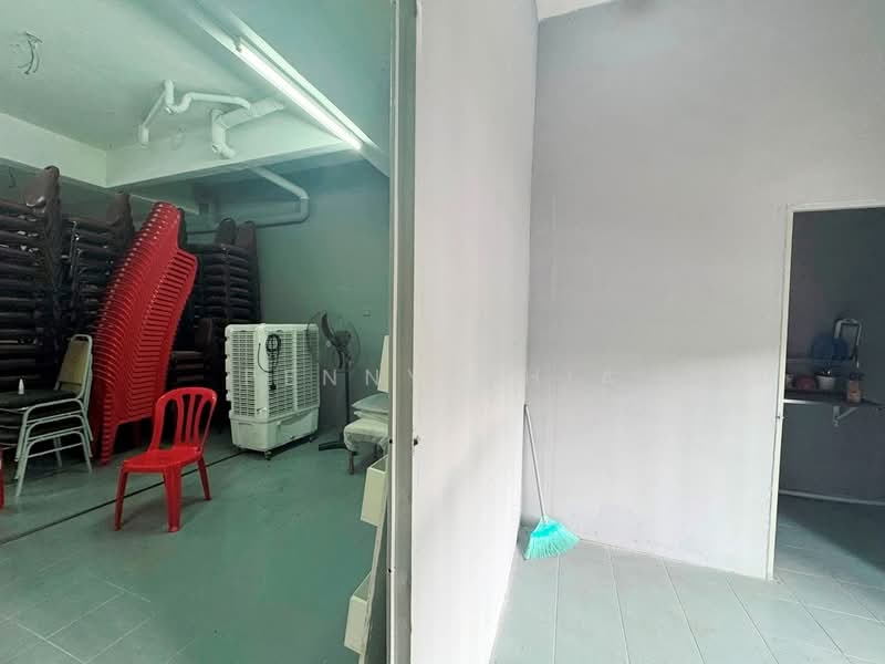 Shop for Rent in Port Klang (Pelabuhan Klang) (Selangor) - Penny Chia - Interior - PropertyGuru.com.my