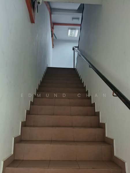 Shop / Office for Rent in Bandar Puteri Puchong (Puchong) - Edmund Chan - Corridor - PropertyGuru.com.my
