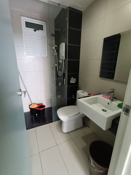 Servis Apartment untuk Disewa di Tropez Residences - Nick Low - Bathroom - PropertyGuru.com.my