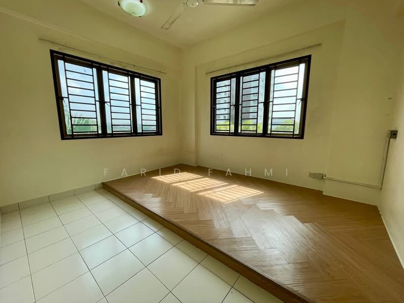 Apartment for Sale at Danga View Apartment - Farid Fahmi - PropertyGuru.com.my