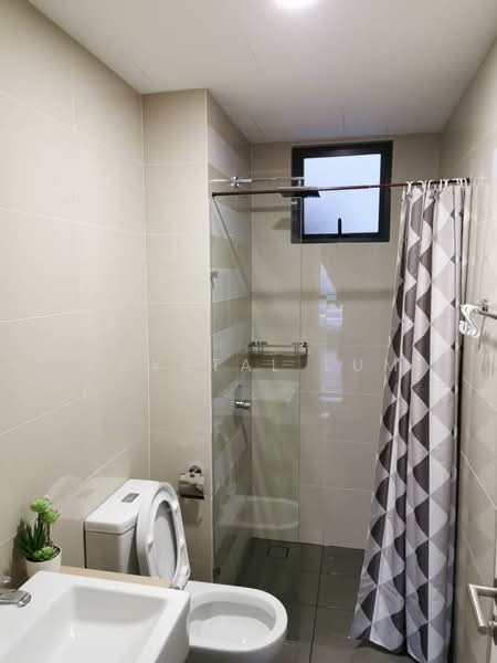 Service Residence for Rent at United Point (Residensi Berpadu) - Crystal Lum - Bathroom - PropertyGuru.com.my
