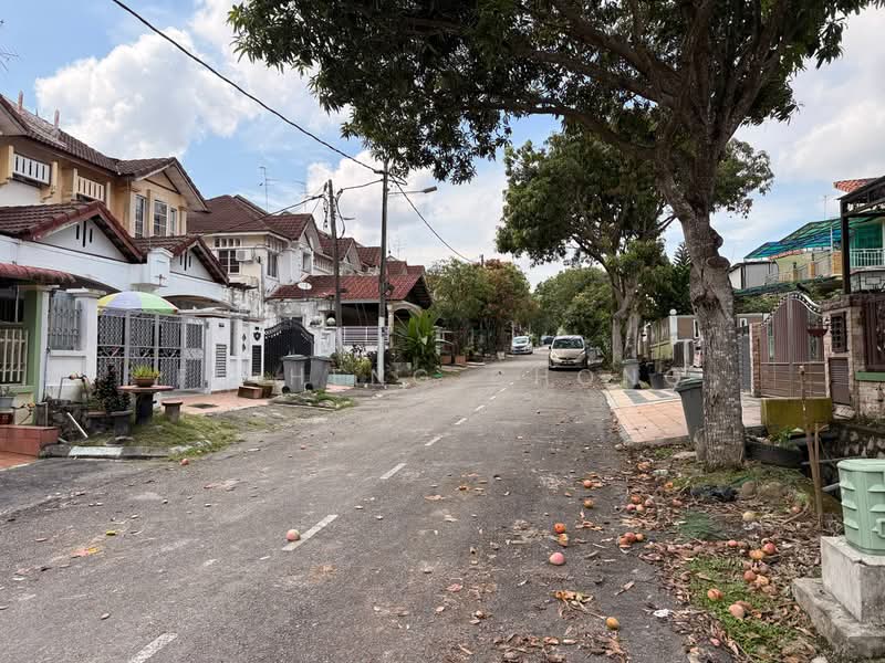 Rumah Teres 2 Tingkat untuk Dijual di Taman Bukit Dahlia (Pasir Gudang) - Fu Heng Chong - Exterior - PropertyGuru.com.my