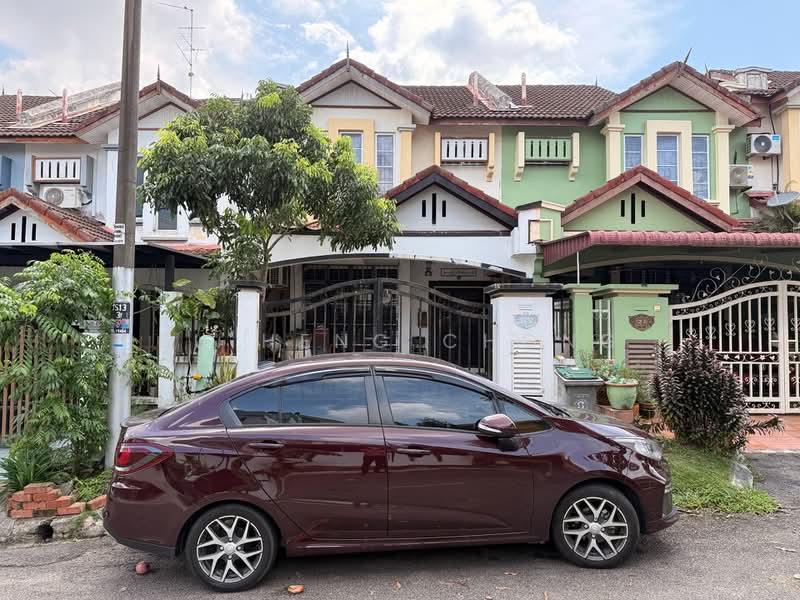 Rumah Teres 2 Tingkat untuk Dijual di Taman Bukit Dahlia (Pasir Gudang) - Fu Heng Chong - Exterior - PropertyGuru.com.my