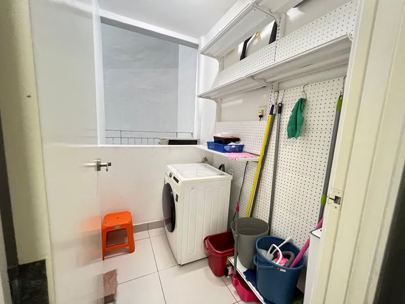 Service Residence for Sale at Sky Peak Residences - Karine Sior - PropertyGuru.com.my