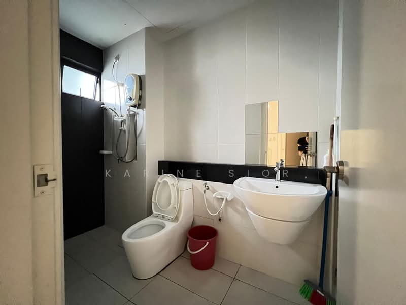 Service Residence for Sale at Sky Peak Residences - Karine Sior - PropertyGuru.com.my