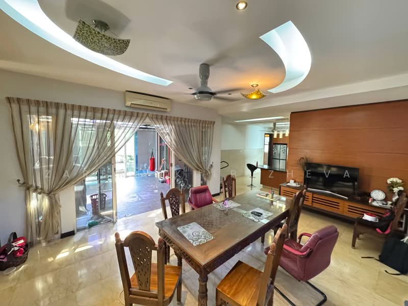 Rumah Banglo untuk Dijual di Setia Eco Park (Setia Alam) - Zarema Kulbuzheva - Dining Room - PropertyGuru.com.my