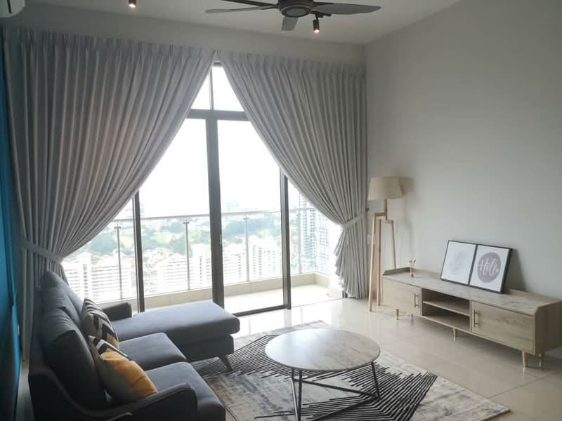 Servis Apartment untuk Dijual di The Park Sky Residence - Alex Chin - Living Room - PropertyGuru.com.my