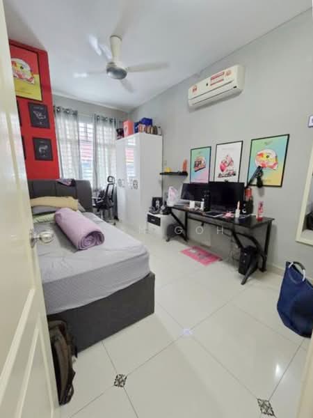 2-storey Terraced House for Sale in TAMAN PUCHONG UTAMA (Puchong) - Evan Goh - Bedroom - PropertyGuru.com.my