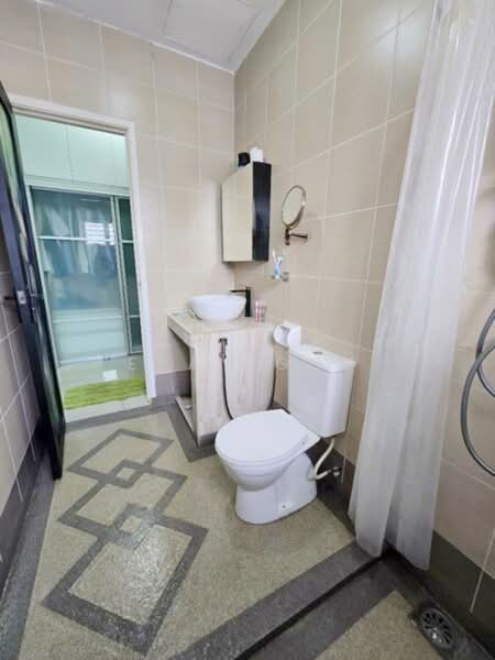 2-storey Terraced House for Sale in TAMAN PUCHONG UTAMA (Puchong) - Evan Goh - Bathroom - PropertyGuru.com.my