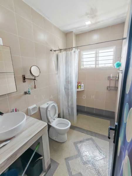 2-storey Terraced House for Sale in TAMAN PUCHONG UTAMA (Puchong) - Evan Goh - Bathroom - PropertyGuru.com.my