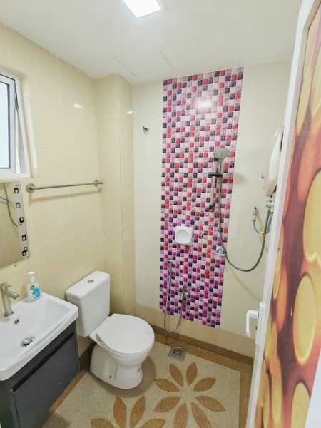 2-storey Terraced House for Sale in TAMAN PUCHONG UTAMA (Puchong) - Evan Goh - Bathroom - PropertyGuru.com.my