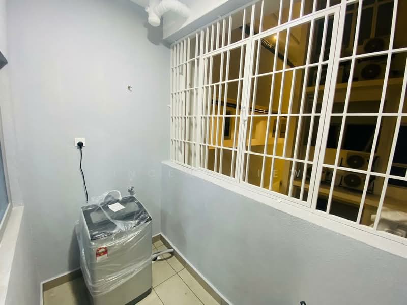 Servis Apartment untuk Disewa di Nexus @ Kajang Station (Tower C) - Vincent Hiew - Balcony - PropertyGuru.com.my