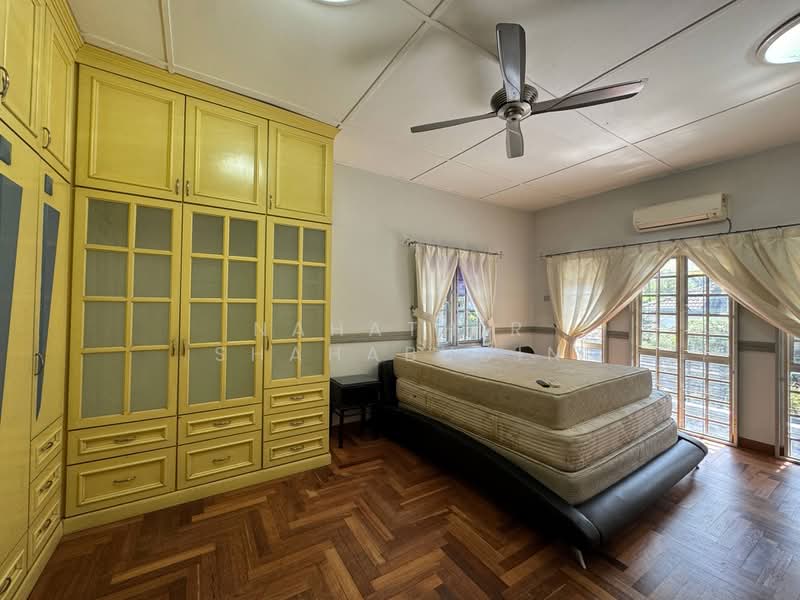 Semi-Detached House for Sale in Seksyen 9 (Shah Alam) - Nahathir Shahabudin - Bedroom - PropertyGuru.com.my