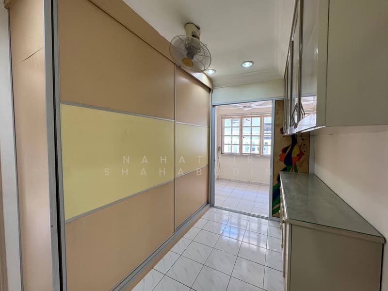 Semi-Detached House for Sale in Seksyen 9 (Shah Alam) - Nahathir Shahabudin - Balcony - PropertyGuru.com.my