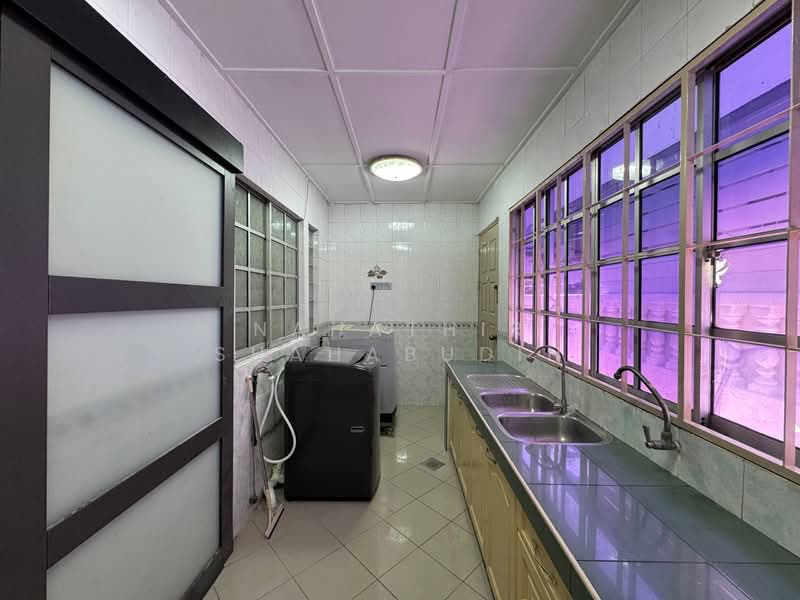 Semi-Detached House for Sale in Seksyen 9 (Shah Alam) - Nahathir Shahabudin - Interior - PropertyGuru.com.my