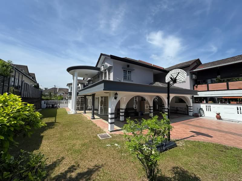 Semi-Detached House for Sale in Seksyen 9 (Shah Alam) - Nahathir Shahabudin - Exterior - PropertyGuru.com.my