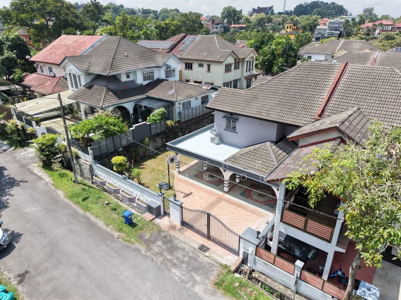 Semi-Detached House for Sale in Seksyen 9 (Shah Alam) - Nahathir Shahabudin - Exterior - PropertyGuru.com.my