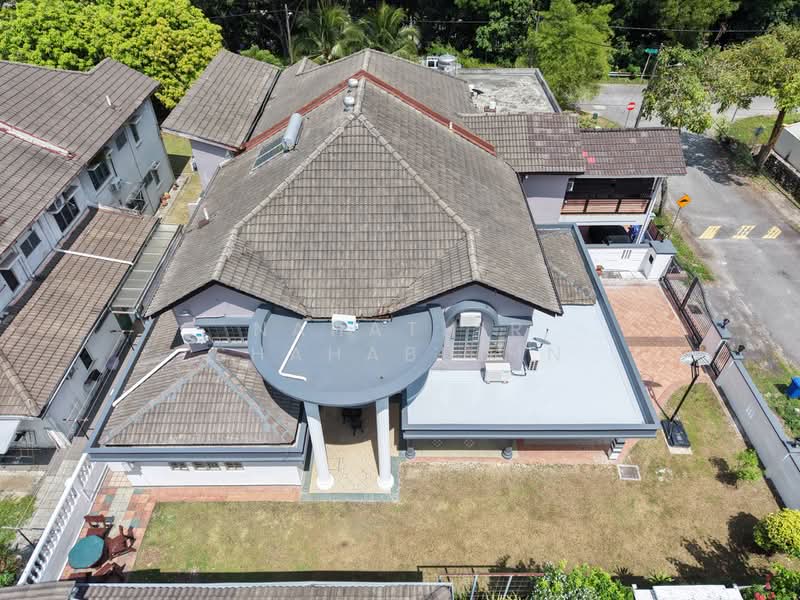Semi-Detached House for Sale in Seksyen 9 (Shah Alam) - Nahathir Shahabudin - Exterior - PropertyGuru.com.my