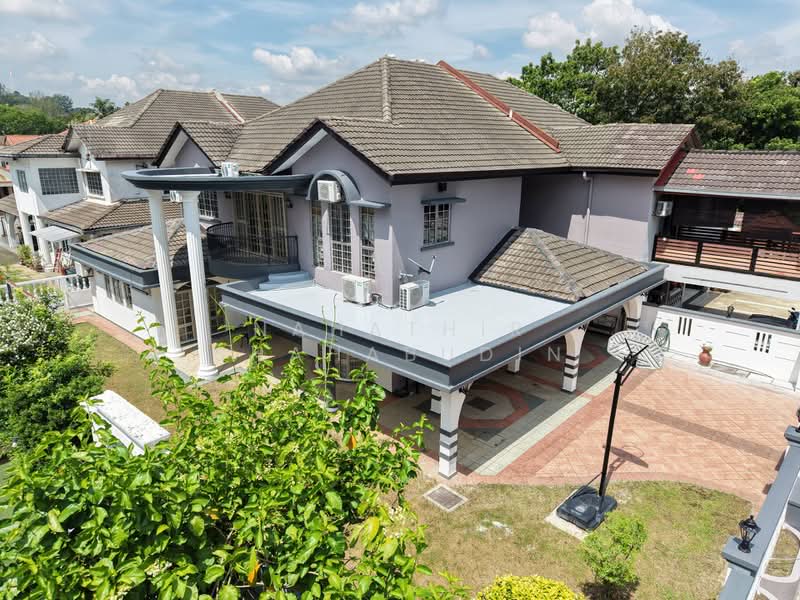 Semi-Detached House for Sale in Seksyen 9 (Shah Alam) - Nahathir Shahabudin - Exterior - PropertyGuru.com.my