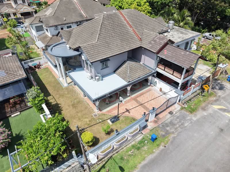 Semi-Detached House for Sale in Seksyen 9 (Shah Alam) - Nahathir Shahabudin - Exterior - PropertyGuru.com.my