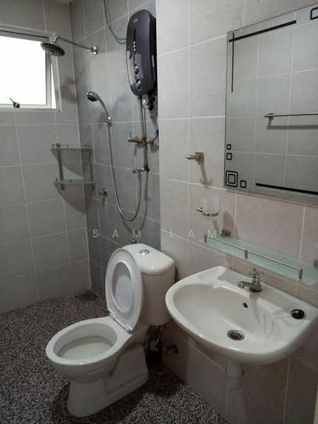 Apartment for Sale at Seri Tecoma - Sam Lam - Bathroom - PropertyGuru.com.my
