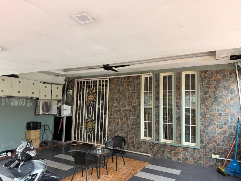 Rumah Teres 1 Tingkat untuk Dijual di Taman Bestari Indah (Ulu Tiram) - Fu Heng Chong - Exterior - PropertyGuru.com.my