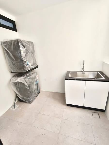 Service Residence for Sale at Tower 33 - Dennis Lau - Interior - PropertyGuru.com.my