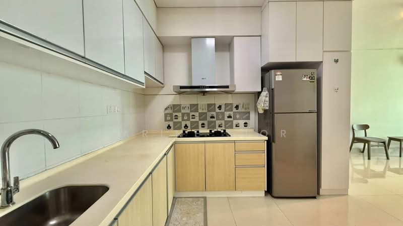 Condominium for Sale at One Medini - Karine Sior - Kitchen - PropertyGuru.com.my
