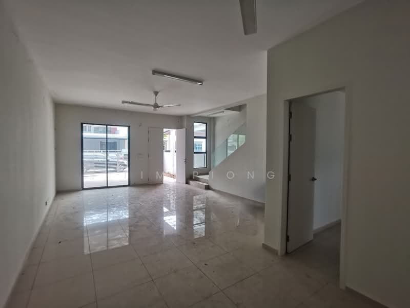 2-storey Terraced House for Sale in Taman Satu Krubong (Krubong) - Tim Piong - Living Room - PropertyGuru.com.my