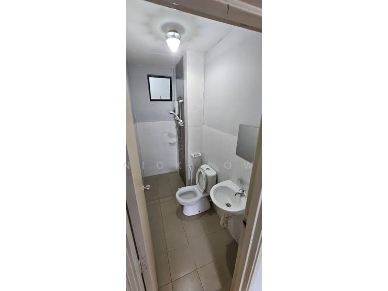 Servis Apartment untuk Disewa di Jentayu Residensi @ Tampoi - Nick Low - Bathroom - PropertyGuru.com.my