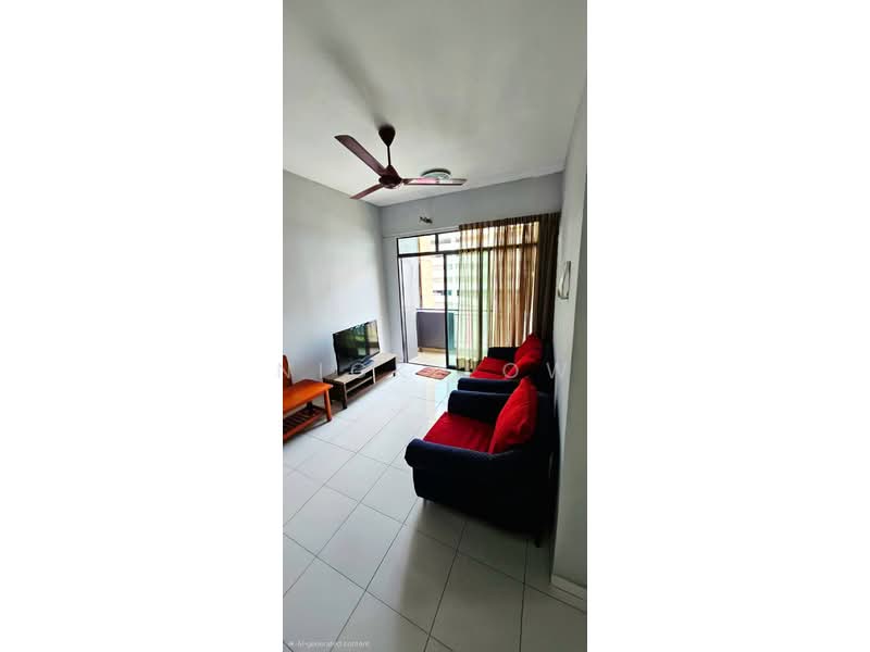 Servis Apartment untuk Disewa di Jentayu Residensi @ Tampoi - Nick Low - Living Room - PropertyGuru.com.my
