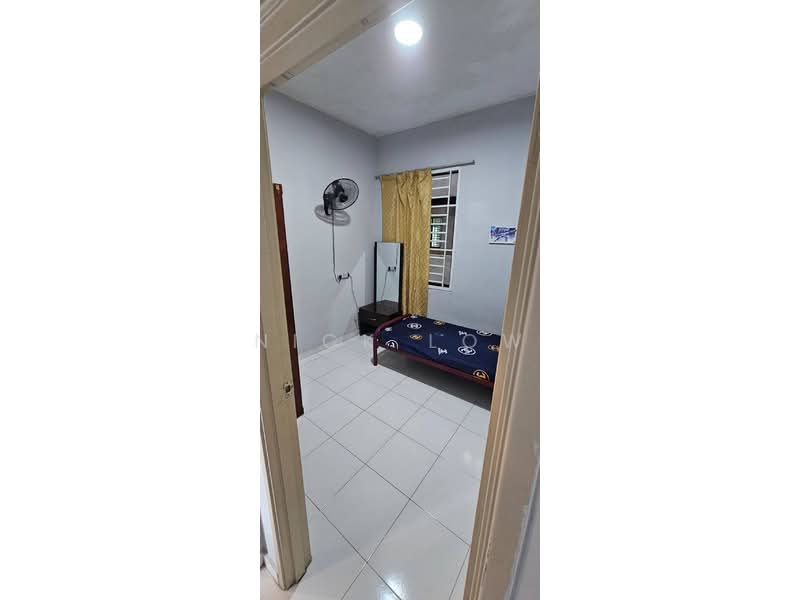 Servis Apartment untuk Disewa di Jentayu Residensi @ Tampoi - Nick Low - Bedroom - PropertyGuru.com.my
