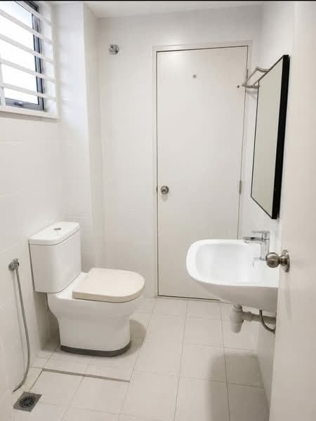 Terraced House for Rent in Seremban (Negeri Sembilan) - Low Kok Pin - Bathroom - PropertyGuru.com.my
