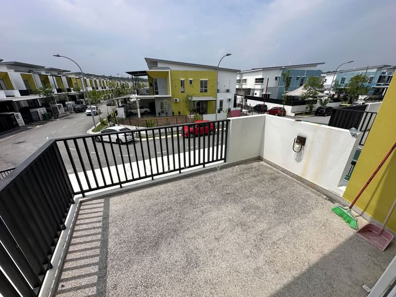 2-storey Terraced House for Sale in Bandar Tasik Puteri (Rawang) - Andy Yap - Exterior - PropertyGuru.com.my