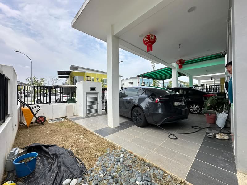 2-storey Terraced House for Sale in Bandar Tasik Puteri (Rawang) - Andy Yap - Exterior - PropertyGuru.com.my