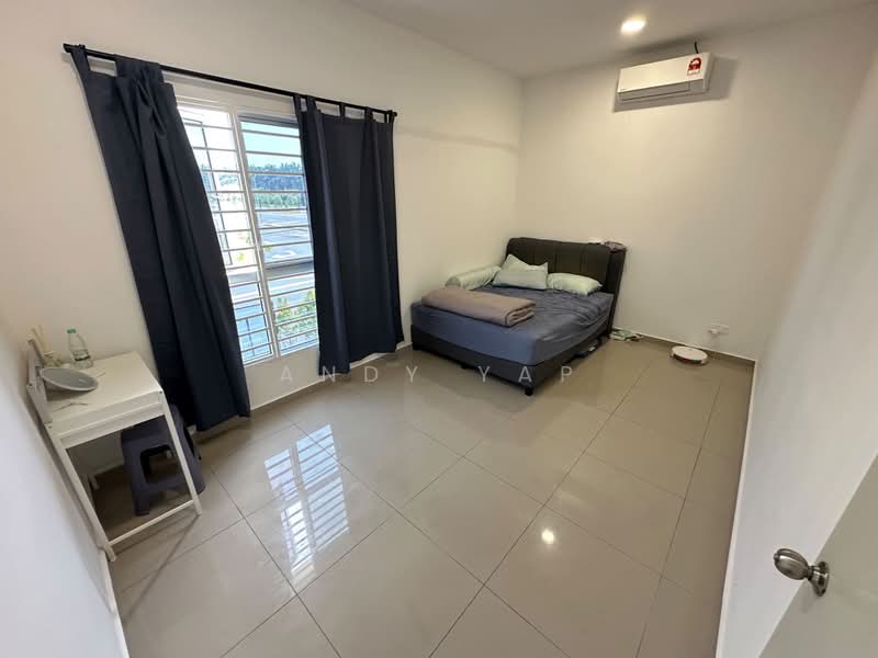 2-storey Terraced House for Sale in Bandar Tasik Puteri (Rawang) - Andy Yap - Bedroom - PropertyGuru.com.my
