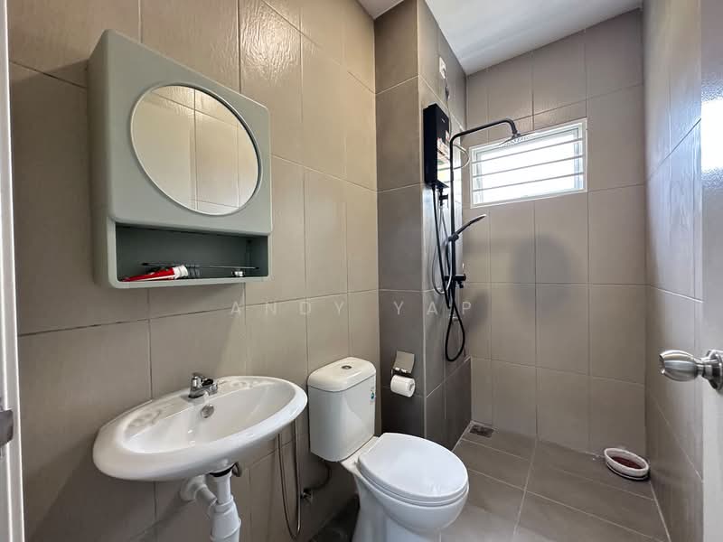 2-storey Terraced House for Sale in Bandar Tasik Puteri (Rawang) - Andy Yap - Bathroom - PropertyGuru.com.my
