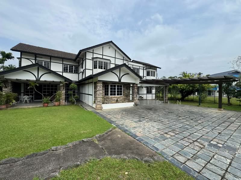Bungalow for Sale in Seksyen 9 (Shah Alam) - Shiqin Saidin - Exterior - PropertyGuru.com.my